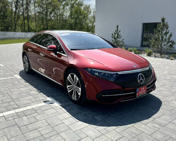 Червоний Мерседес EQS, об'ємом двигуна 0 л та пробігом 19 тис. км за 49500 $, фото 8 на Automoto.ua