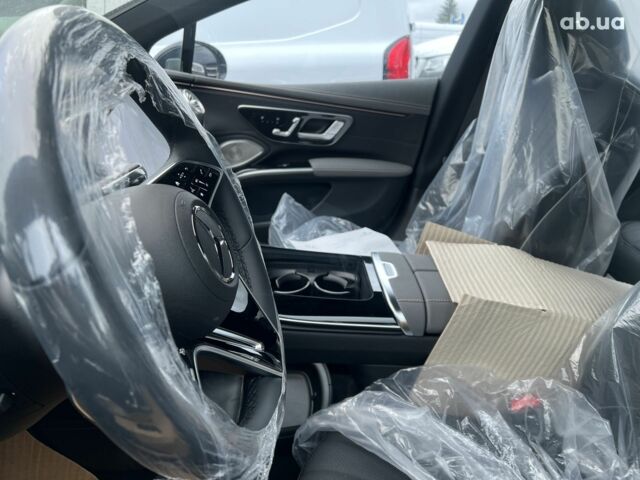 Мерседес EQS, объемом двигателя 0 л и пробегом 1 тыс. км за 131919 $, фото 3 на Automoto.ua