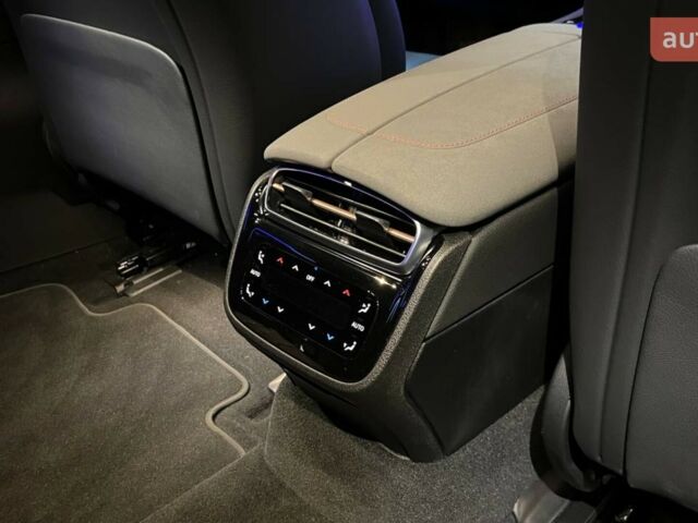 Мерседес EQS, объемом двигателя 0 л и пробегом 0 тыс. км за 94623 $, фото 32 на Automoto.ua