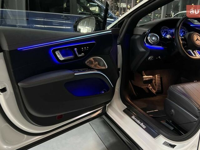 Мерседес EQS, объемом двигателя 0 л и пробегом 0 тыс. км за 94623 $, фото 18 на Automoto.ua