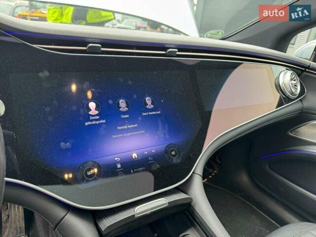 Серый Мерседес EQS, объемом двигателя 0 л и пробегом 65 тыс. км за 43000 $, фото 16 на Automoto.ua