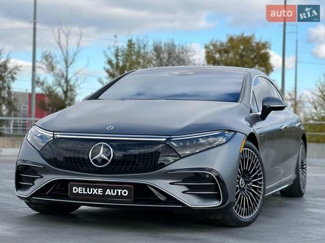 Серый Мерседес EQS, объемом двигателя 0 л и пробегом 20 тыс. км за 77499 $, фото 2 на Automoto.ua