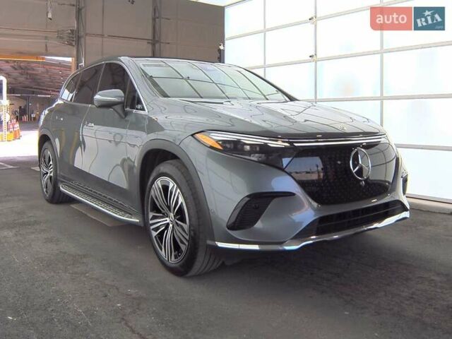 Серый Мерседес EQS, объемом двигателя 0 л и пробегом 88 тыс. км за 59500 $, фото 4 на Automoto.ua