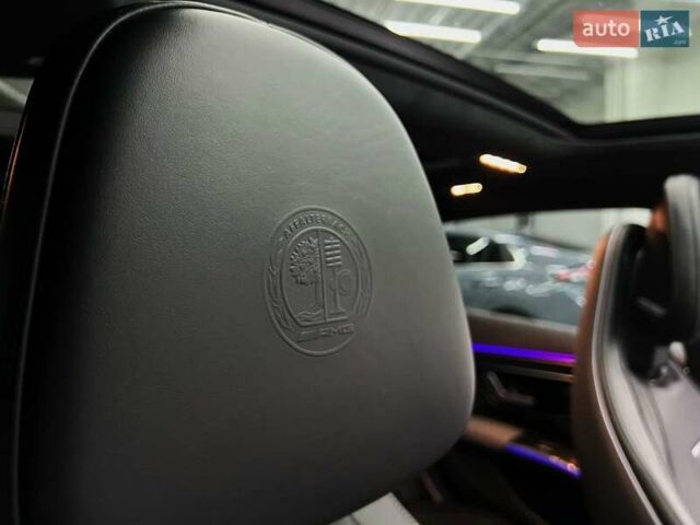 Серый Мерседес EQS, объемом двигателя 0 л и пробегом 80 тыс. км за 76000 $, фото 41 на Automoto.ua