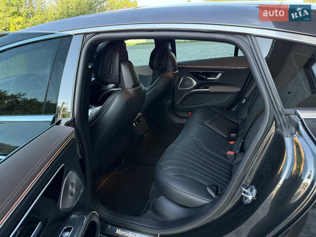 Серый Мерседес EQS, объемом двигателя 0 л и пробегом 13 тыс. км за 51000 $, фото 21 на Automoto.ua