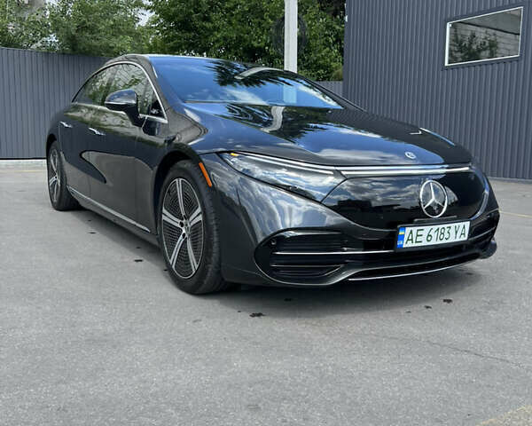 Серый Мерседес EQS, объемом двигателя 0 л и пробегом 35 тыс. км за 47500 $, фото 13 на Automoto.ua