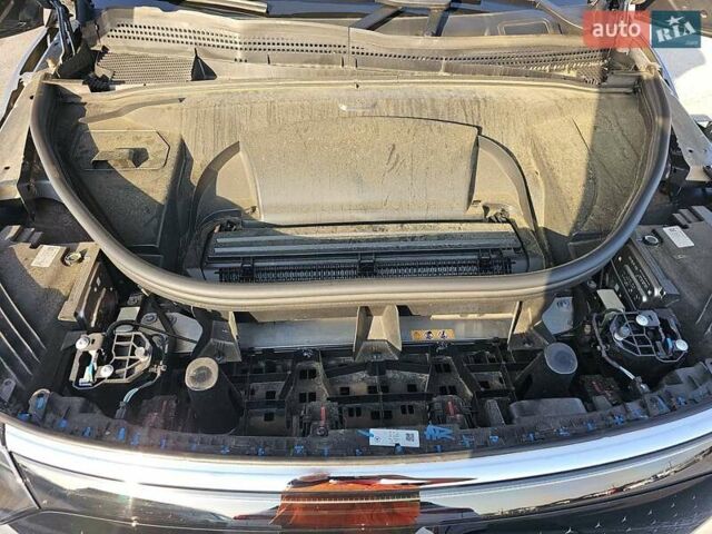 Серый Мерседес EQS, объемом двигателя 0 л и пробегом 88 тыс. км за 59500 $, фото 14 на Automoto.ua