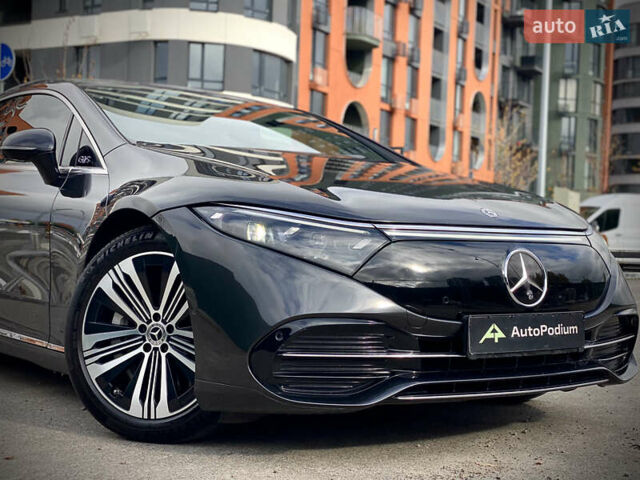 Серый Мерседес EQS, объемом двигателя 0 л и пробегом 65 тыс. км за 66990 $, фото 1 на Automoto.ua