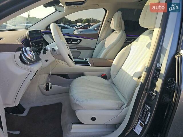 Серый Мерседес EQS, объемом двигателя 0 л и пробегом 88 тыс. км за 59500 $, фото 10 на Automoto.ua