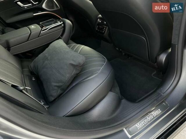 Серый Мерседес EQS, объемом двигателя 0 л и пробегом 20 тыс. км за 77499 $, фото 79 на Automoto.ua