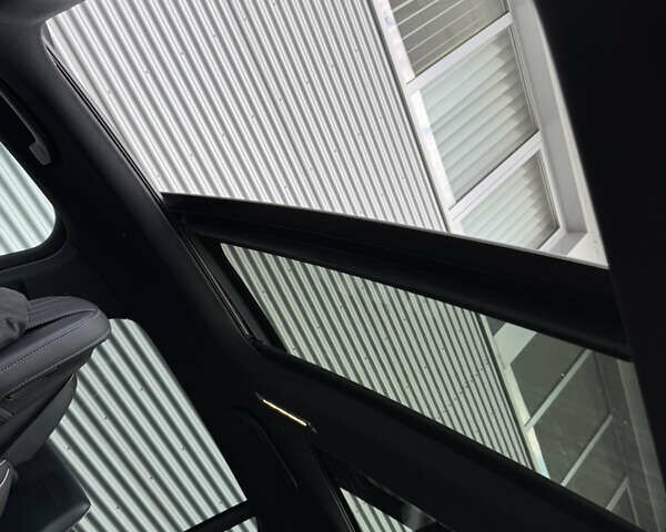 Серый Мерседес EQS, объемом двигателя 0 л и пробегом 28 тыс. км за 97800 $, фото 72 на Automoto.ua