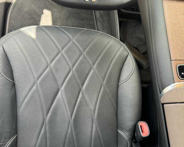 Серый Мерседес EQS, объемом двигателя 0 л и пробегом 28 тыс. км за 97800 $, фото 49 на Automoto.ua