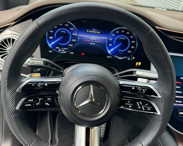 Серый Мерседес EQS, объемом двигателя 0 л и пробегом 28 тыс. км за 97800 $, фото 66 на Automoto.ua