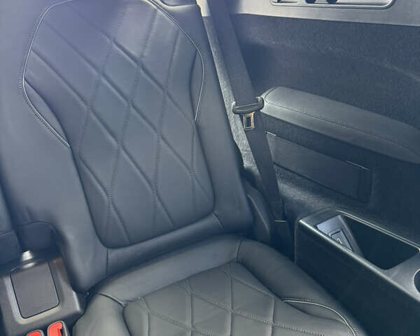 Серый Мерседес EQS, объемом двигателя 0 л и пробегом 28 тыс. км за 97800 $, фото 61 на Automoto.ua