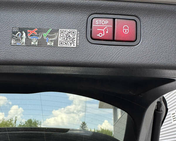 Серый Мерседес EQS, объемом двигателя 0 л и пробегом 28 тыс. км за 97800 $, фото 55 на Automoto.ua