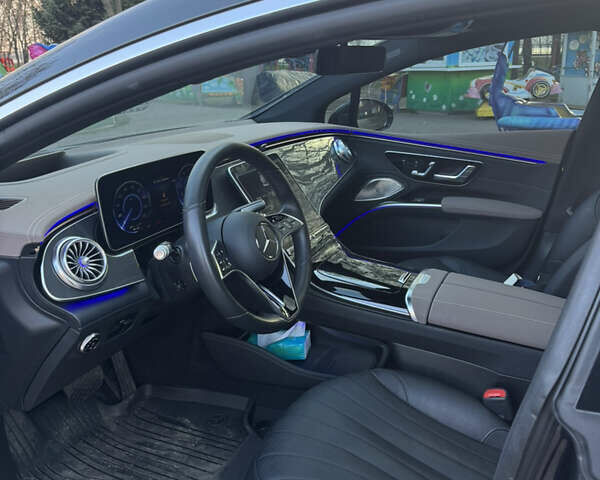 Сірий Мерседес EQS, об'ємом двигуна 0 л та пробігом 7 тис. км за 53300 $, фото 11 на Automoto.ua