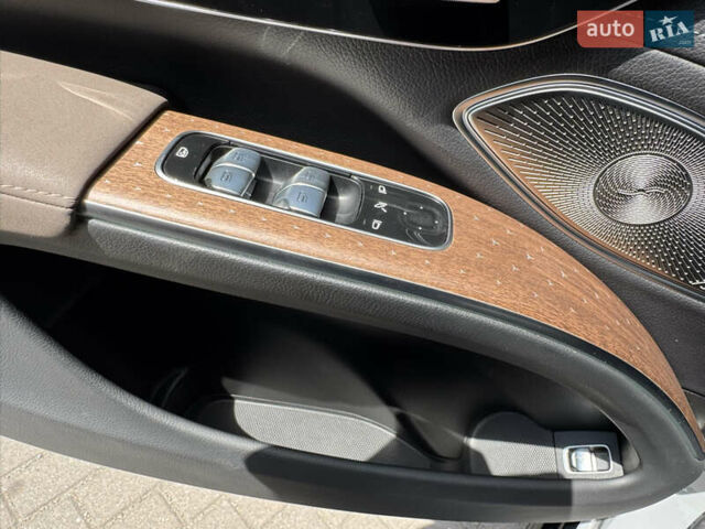 Серый Мерседес EQS, объемом двигателя 0 л и пробегом 28 тыс. км за 97800 $, фото 48 на Automoto.ua