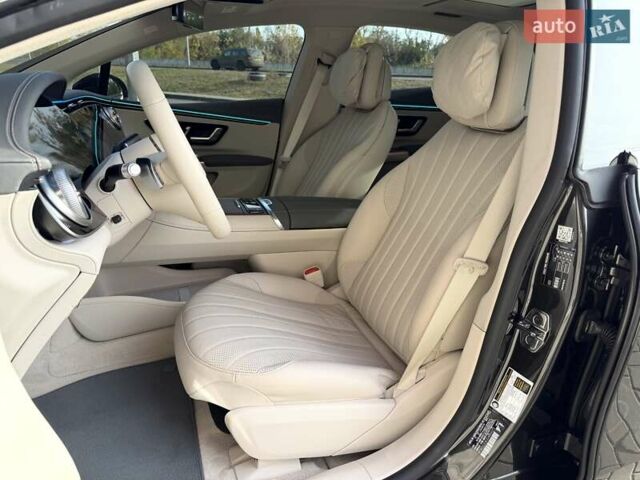 Серый Мерседес EQS, объемом двигателя 0 л и пробегом 1 тыс. км за 79900 $, фото 75 на Automoto.ua