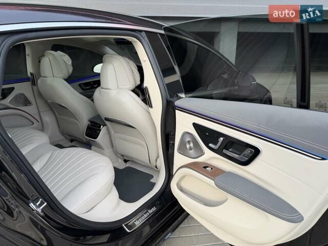 Серый Мерседес EQS, объемом двигателя 0 л и пробегом 1 тыс. км за 79900 $, фото 137 на Automoto.ua