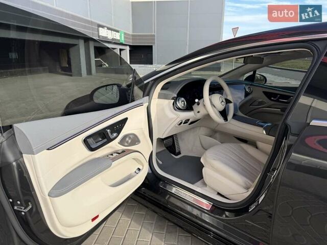 Серый Мерседес EQS, объемом двигателя 0 л и пробегом 1 тыс. км за 79900 $, фото 65 на Automoto.ua