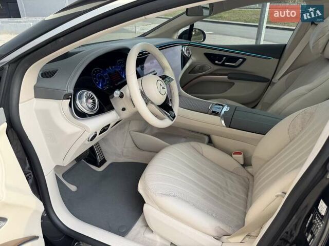 Серый Мерседес EQS, объемом двигателя 0 л и пробегом 1 тыс. км за 79900 $, фото 130 на Automoto.ua