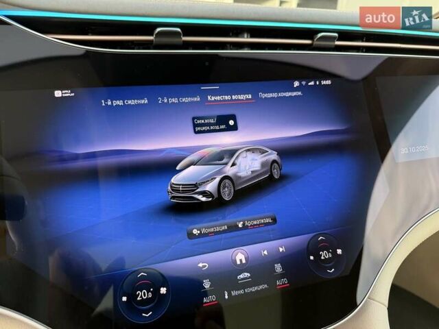 Серый Мерседес EQS, объемом двигателя 0 л и пробегом 1 тыс. км за 79900 $, фото 84 на Automoto.ua