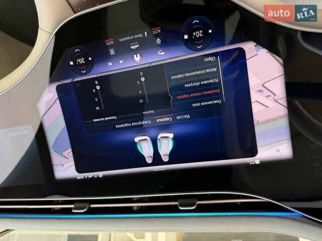 Серый Мерседес EQS, объемом двигателя 0 л и пробегом 1 тыс. км за 79900 $, фото 113 на Automoto.ua