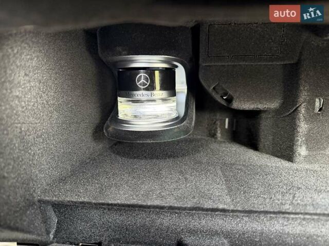 Серый Мерседес EQS, объемом двигателя 0 л и пробегом 1 тыс. км за 79900 $, фото 146 на Automoto.ua