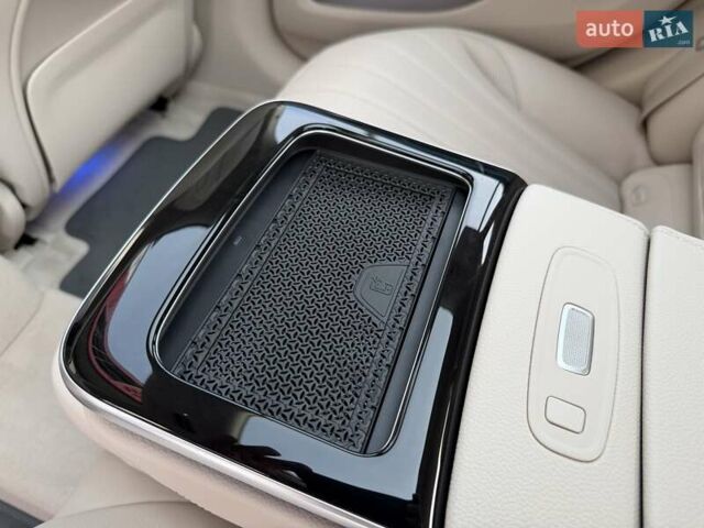 Серый Мерседес EQS, объемом двигателя 0 л и пробегом 1 тыс. км за 79900 $, фото 134 на Automoto.ua