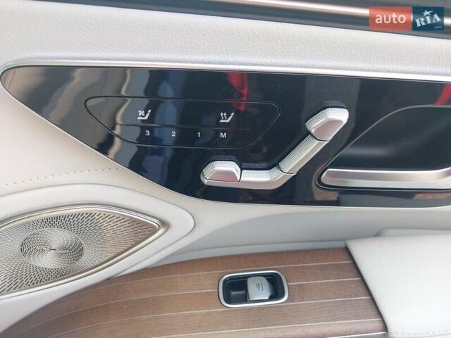 Синий Мерседес EQS, объемом двигателя 0 л и пробегом 15 тыс. км за 73900 $, фото 10 на Automoto.ua
