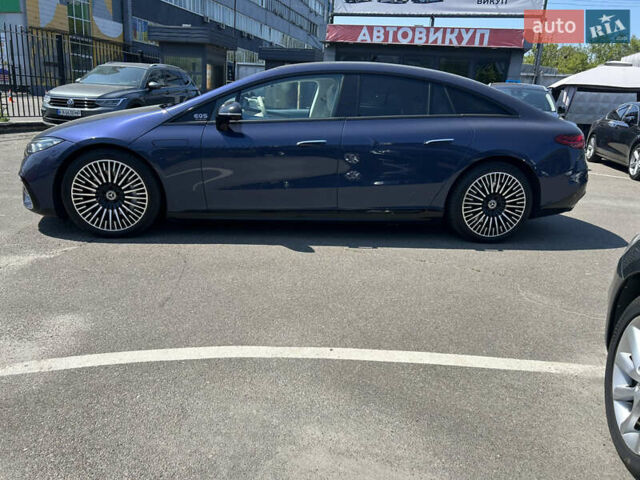 Синий Мерседес EQS, объемом двигателя 0 л и пробегом 25 тыс. км за 86000 $, фото 4 на Automoto.ua