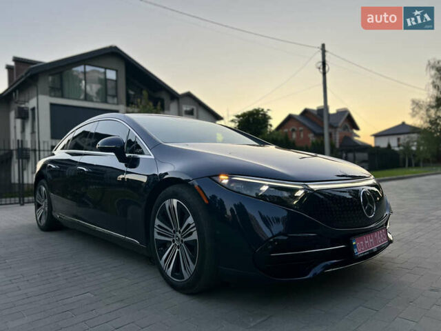 Синий Мерседес EQS, объемом двигателя 0 л и пробегом 19 тыс. км за 51000 $, фото 21 на Automoto.ua