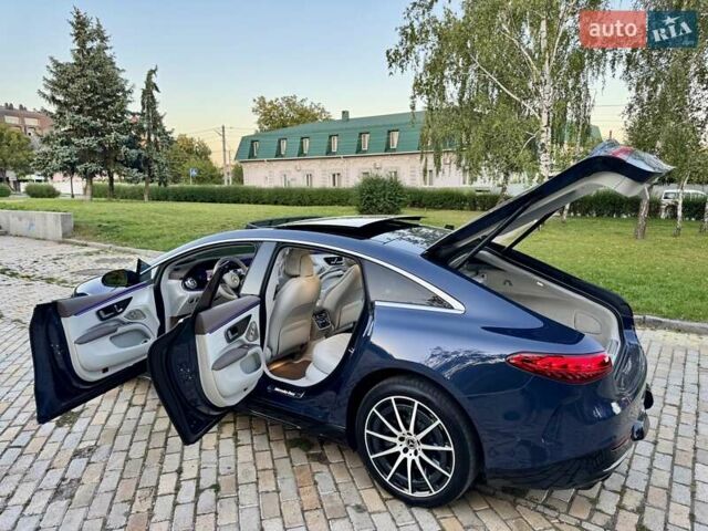 Синий Мерседес EQS, объемом двигателя 0 л и пробегом 16 тыс. км за 79000 $, фото 39 на Automoto.ua