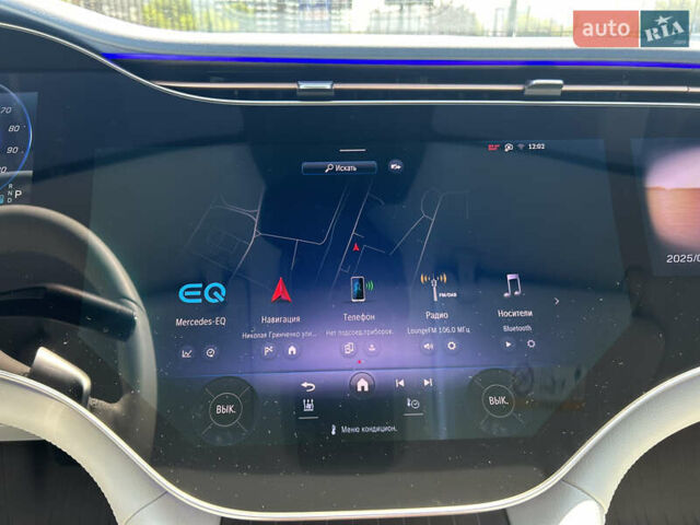 Синий Мерседес EQS, объемом двигателя 0 л и пробегом 25 тыс. км за 86000 $, фото 25 на Automoto.ua