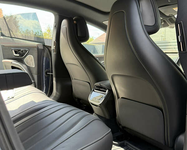 Синій Мерседес EQS, об'ємом двигуна 0 л та пробігом 40 тис. км за 64999 $, фото 35 на Automoto.ua