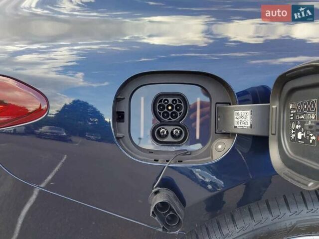 Синий Мерседес EQS, объемом двигателя 0 л и пробегом 38 тыс. км за 83000 $, фото 7 на Automoto.ua