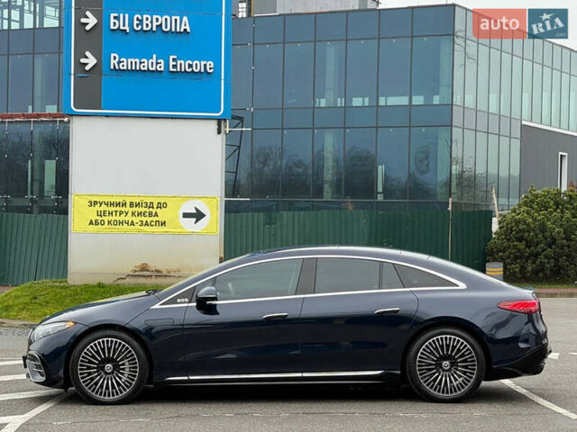 Синий Мерседес EQS, объемом двигателя 0 л и пробегом 19 тыс. км за 71900 $, фото 3 на Automoto.ua
