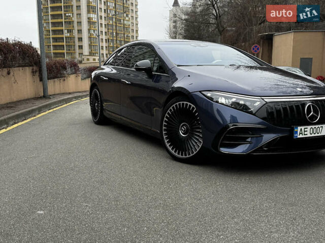 Синий Мерседес EQS, объемом двигателя 0 л и пробегом 10 тыс. км за 128290 $, фото 2 на Automoto.ua