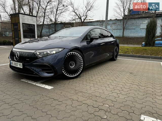 Синий Мерседес EQS, объемом двигателя 0 л и пробегом 10 тыс. км за 128290 $, фото 3 на Automoto.ua