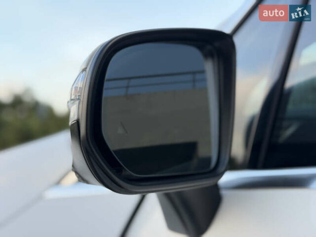 Білий Мерседес EQS SUV, об'ємом двигуна 0 л та пробігом 72 тис. км за 57499 $, фото 14 на Automoto.ua