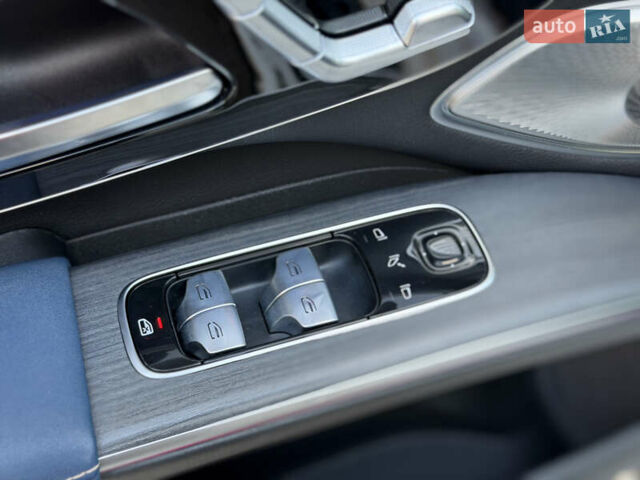 Білий Мерседес EQS SUV, об'ємом двигуна 0 л та пробігом 72 тис. км за 57499 $, фото 17 на Automoto.ua