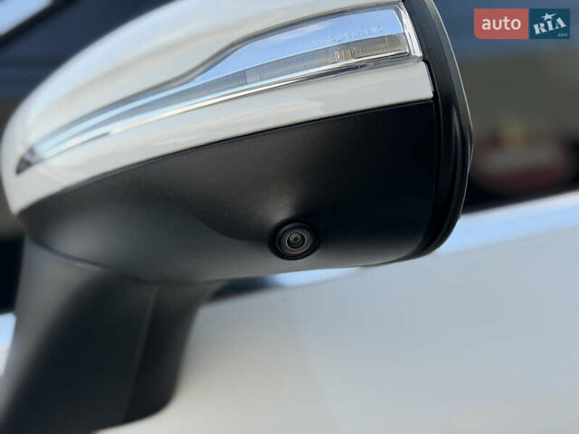 Білий Мерседес EQS SUV, об'ємом двигуна 0 л та пробігом 72 тис. км за 57499 $, фото 12 на Automoto.ua