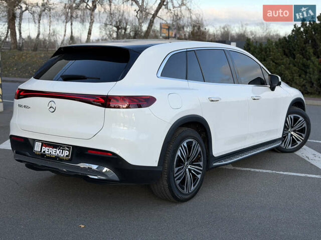 Білий Мерседес EQS SUV, об'ємом двигуна 0 л та пробігом 72 тис. км за 57499 $, фото 7 на Automoto.ua