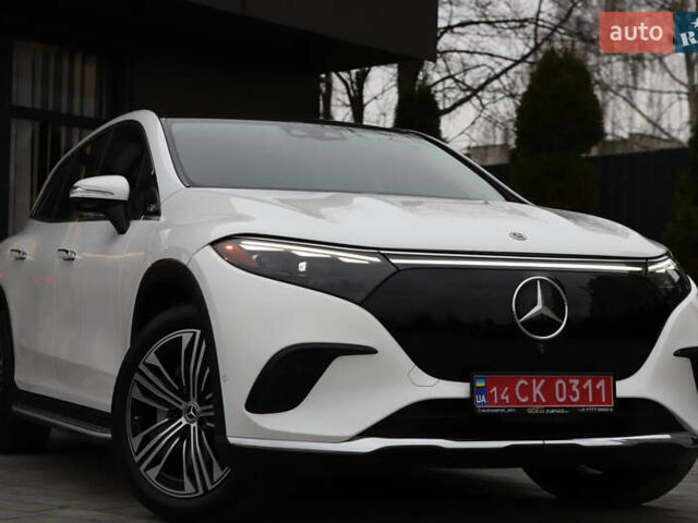 Белый Мерседес EQS SUV, объемом двигателя 0 л и пробегом 32 тыс. км за 56900 $, фото 8 на Automoto.ua
