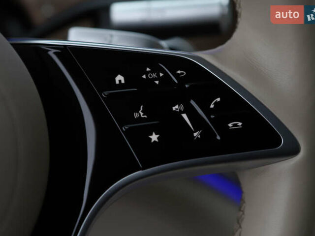 Белый Мерседес EQS SUV, объемом двигателя 0 л и пробегом 32 тыс. км за 56900 $, фото 89 на Automoto.ua