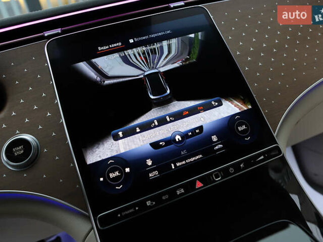 Белый Мерседес EQS SUV, объемом двигателя 0 л и пробегом 32 тыс. км за 56900 $, фото 96 на Automoto.ua