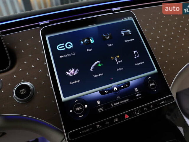 Белый Мерседес EQS SUV, объемом двигателя 0 л и пробегом 32 тыс. км за 56900 $, фото 94 на Automoto.ua