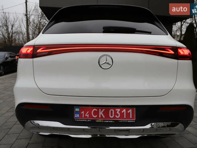 Белый Мерседес EQS SUV, объемом двигателя 0 л и пробегом 32 тыс. км за 56900 $, фото 46 на Automoto.ua