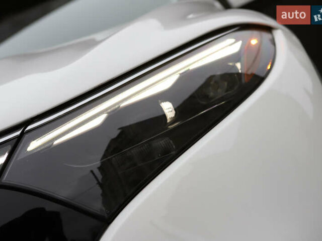 Белый Мерседес EQS SUV, объемом двигателя 0 л и пробегом 32 тыс. км за 56900 $, фото 16 на Automoto.ua