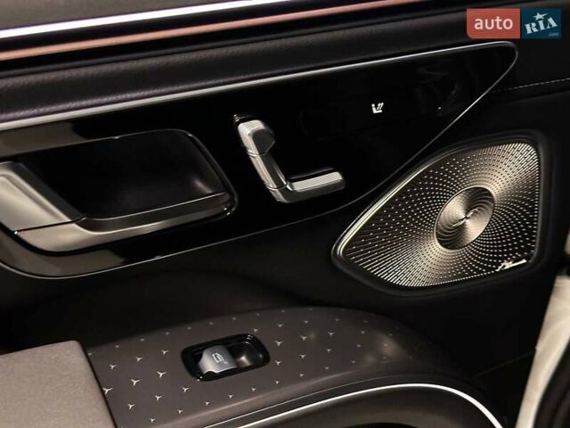Білий Мерседес EQS SUV, об'ємом двигуна 0 л та пробігом 36 тис. км за 91911 $, фото 30 на Automoto.ua